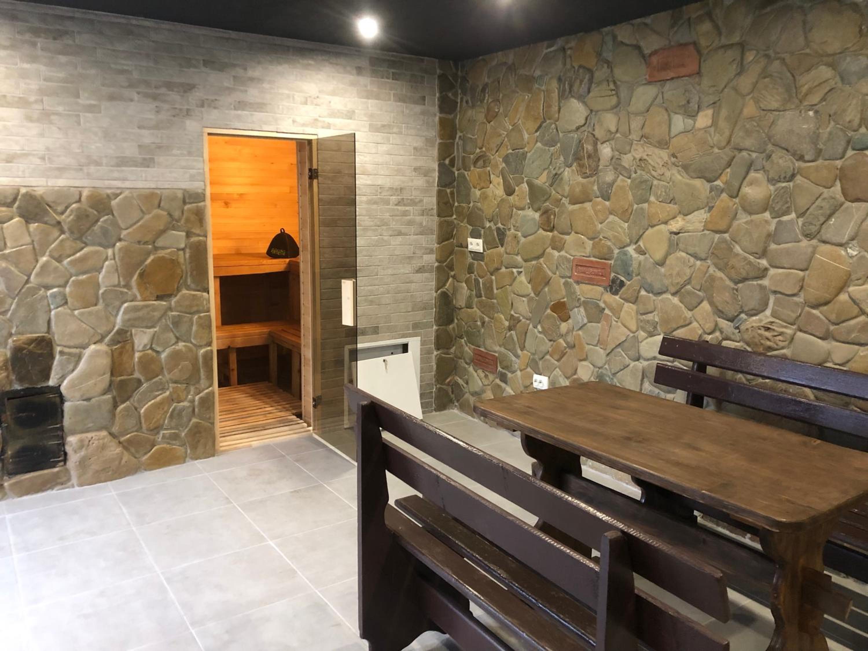 Good House Yaremche view 5
