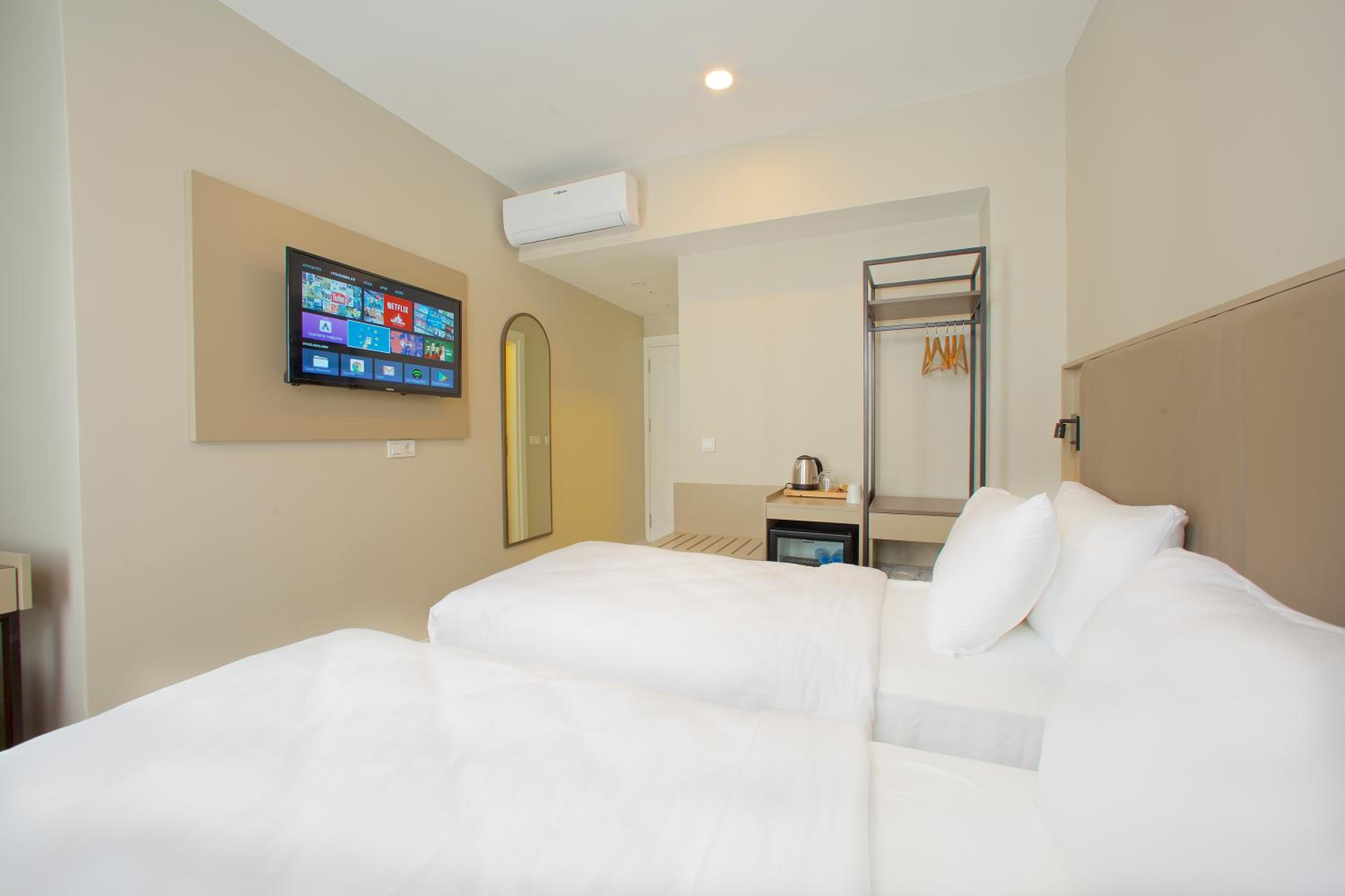 Joy Taksim - Image 82