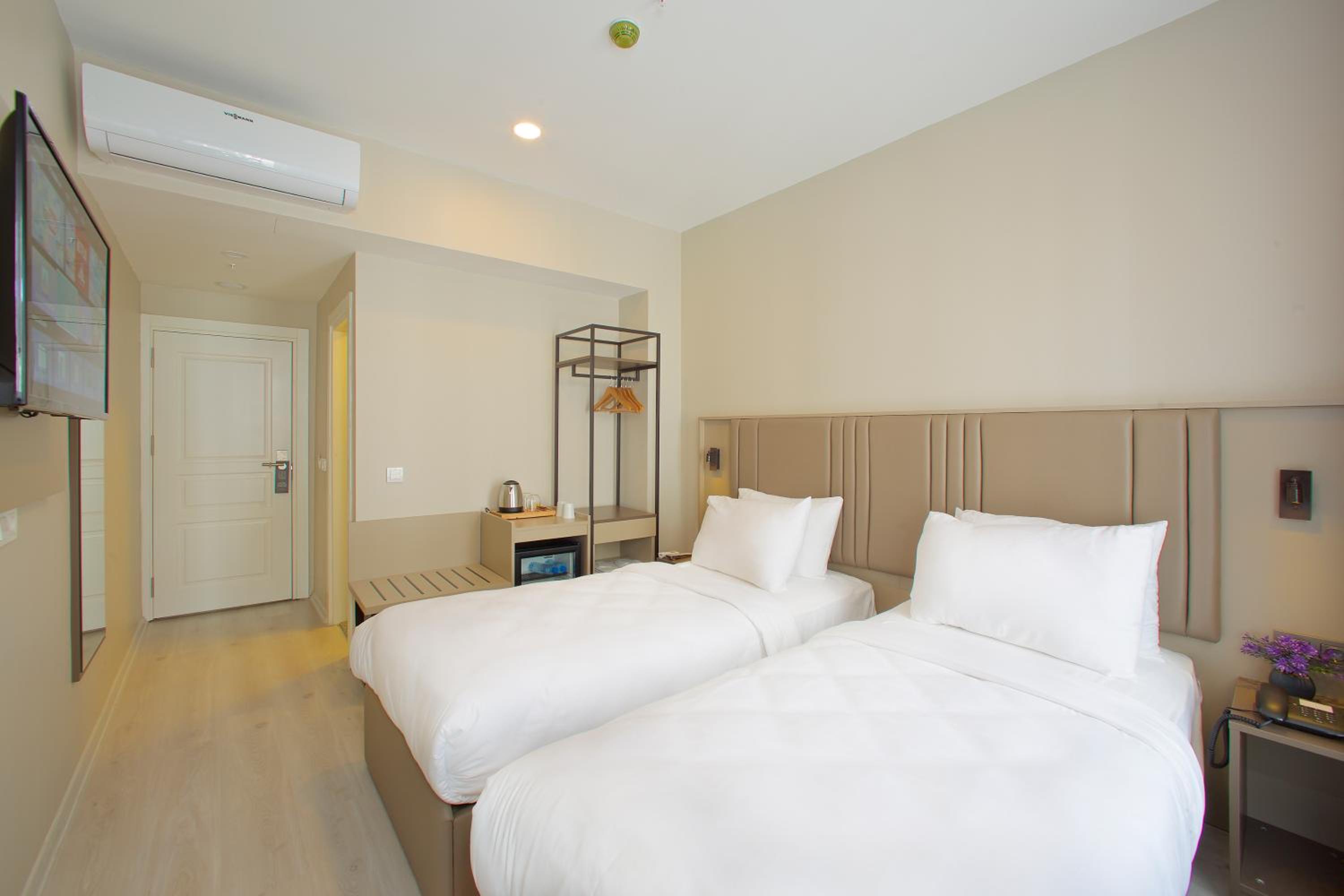 Joy Taksim - Image 40