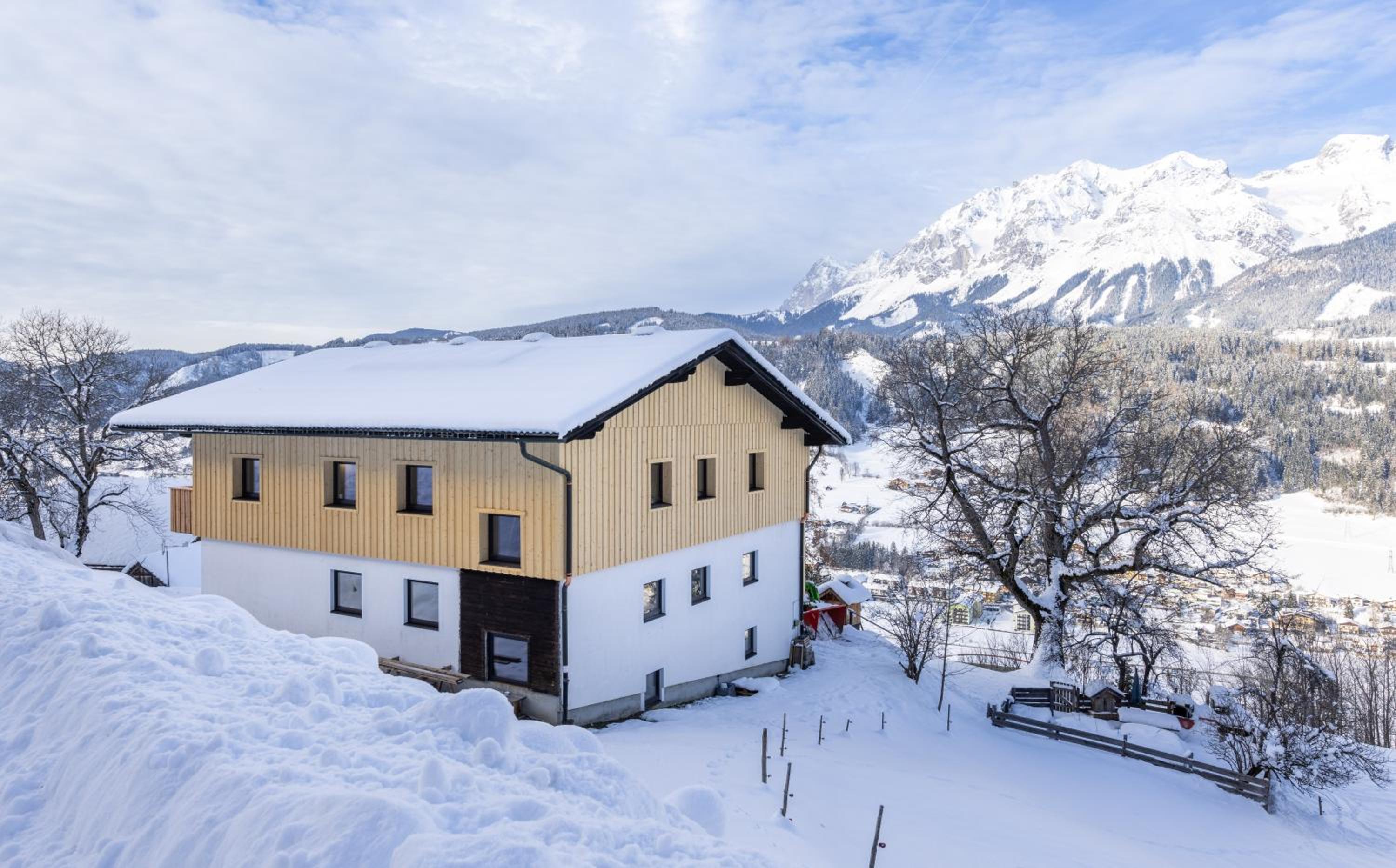 Appartements Uribi mit eigener Sauna by Schladmingurlaub
