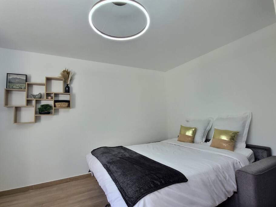 5 Mins to Train Station - Free Parking Space - Paris & DisneyLand - Cocon Pomponne