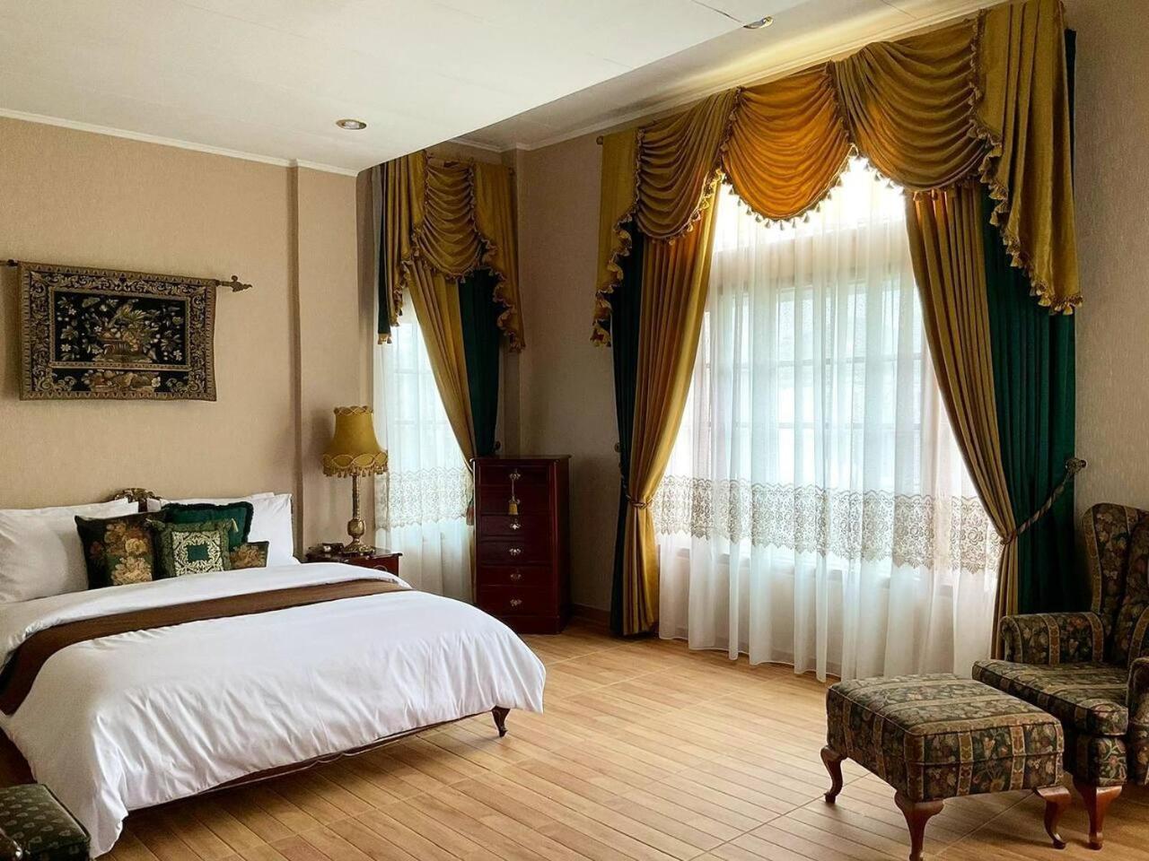 Casa Setra Bandung view 5