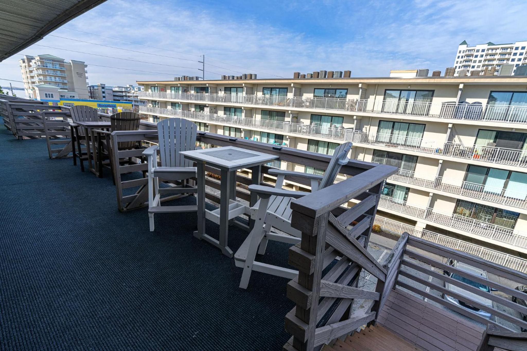 Ocean Block Condo 100 Steps From the Beach view 3