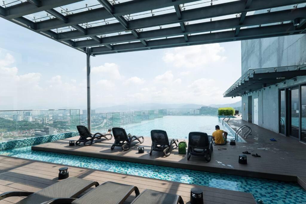 Duplex Industrial Loft 5pax above Eko Cheras Mall