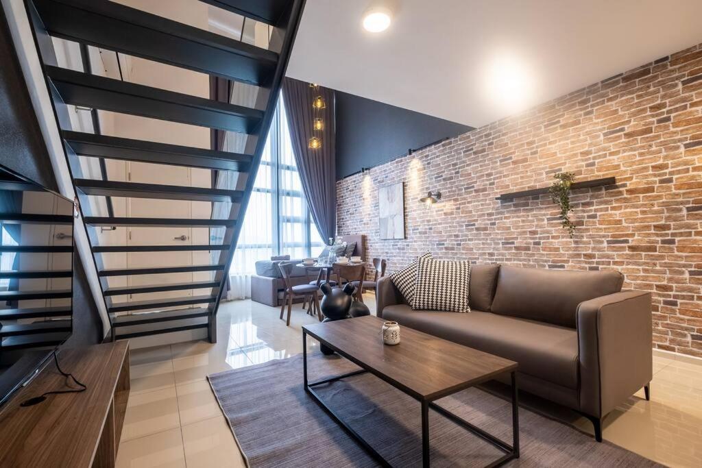Duplex Industrial Loft 5pax above Eko Cheras Mall