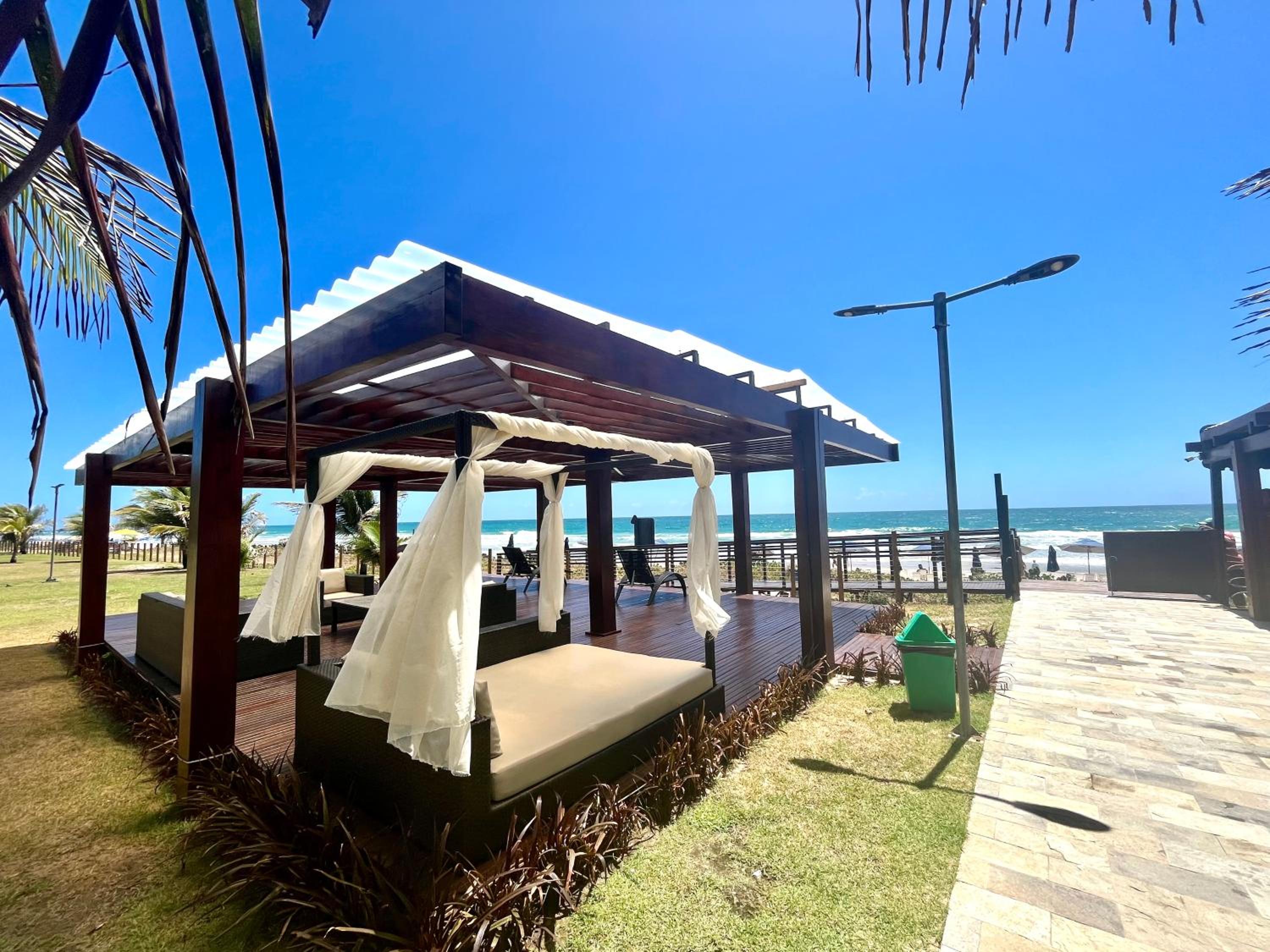 Flat térreo 3 quartos na Beira Mar porto de galinhas