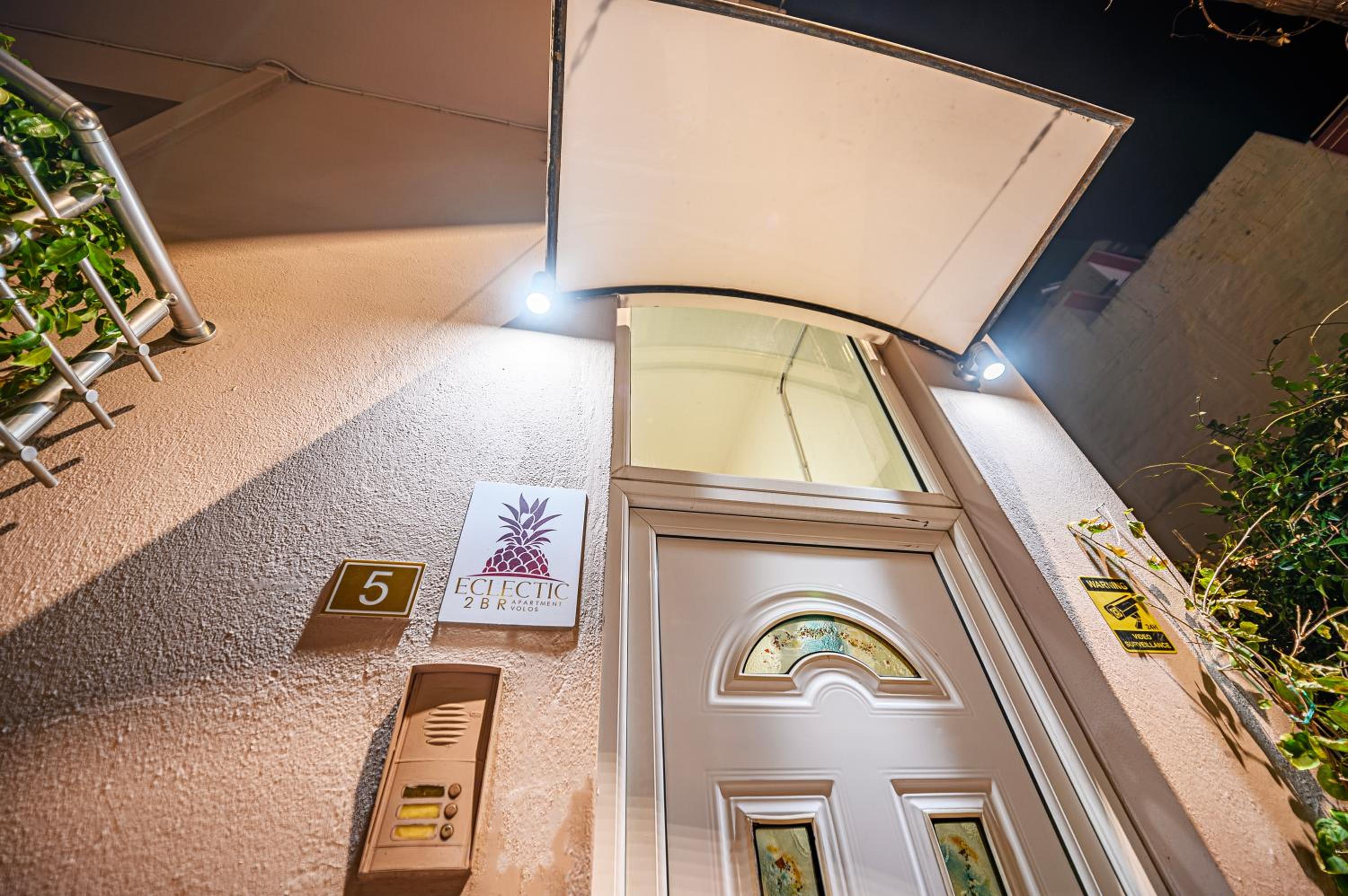 Hotel Eclectic 2br Apartment