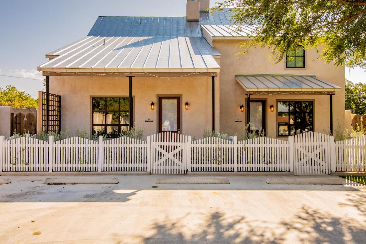 GARDENS OF BARONS CREEK UNIT A