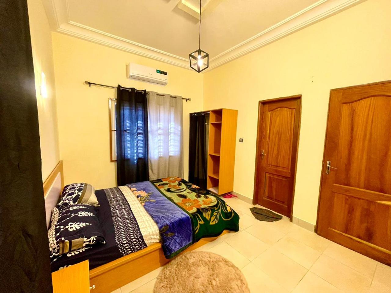 *Appartement meublé de type F3*