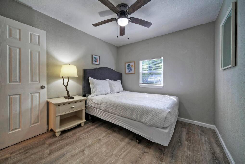 Great Value Stay Near Tesla view 3