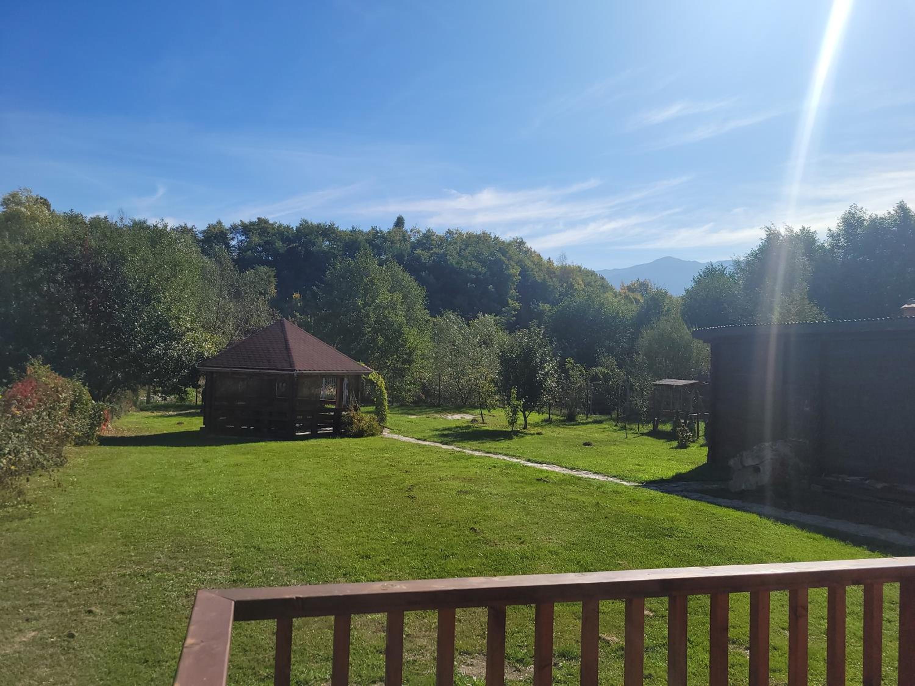 Family Mountain Cottage view 2