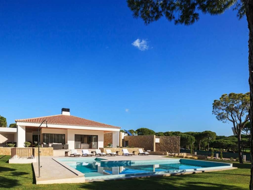 Contemporary Vilamoura Villa Stunning Open Plan Design Villa Azure Elegance view 5