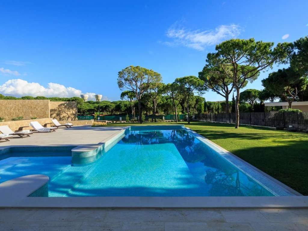 Contemporary Vilamoura Villa Stunning Open Plan Design Villa Azure Elegance view 3