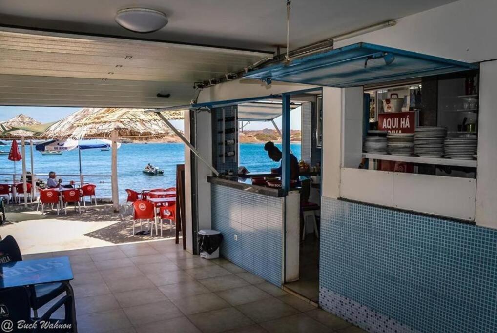 Modern Apartment in Praia Baixo - 1 min Walking to Beach