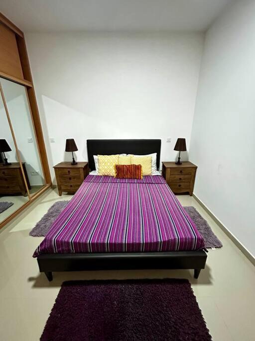 Modern Apartment in Praia Baixo - 1 min Walking to Beach