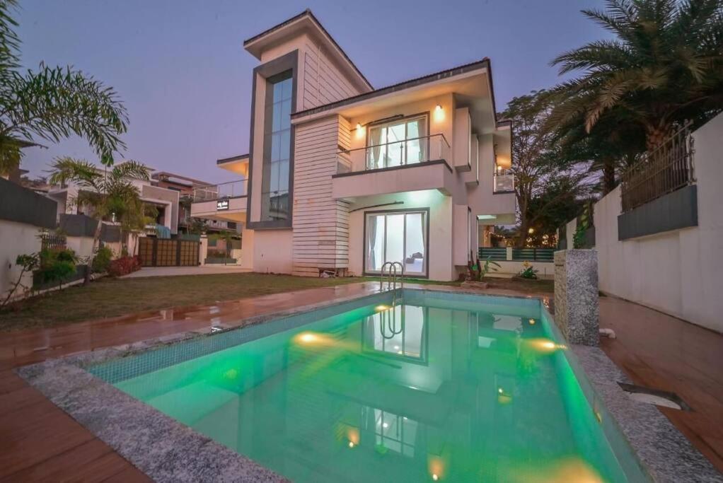 Royal Paradise Villa
