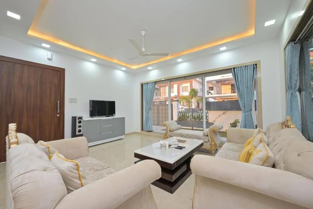 Royal Paradise Villa