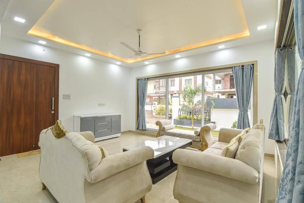 Royal Paradise Villa