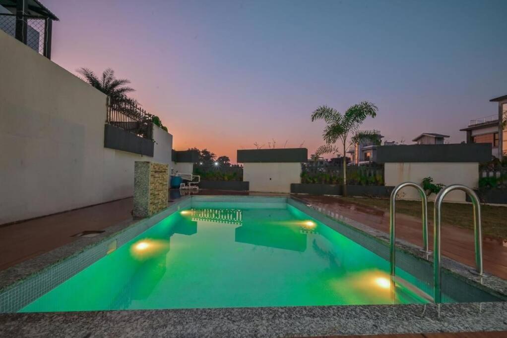 Royal Paradise Villa