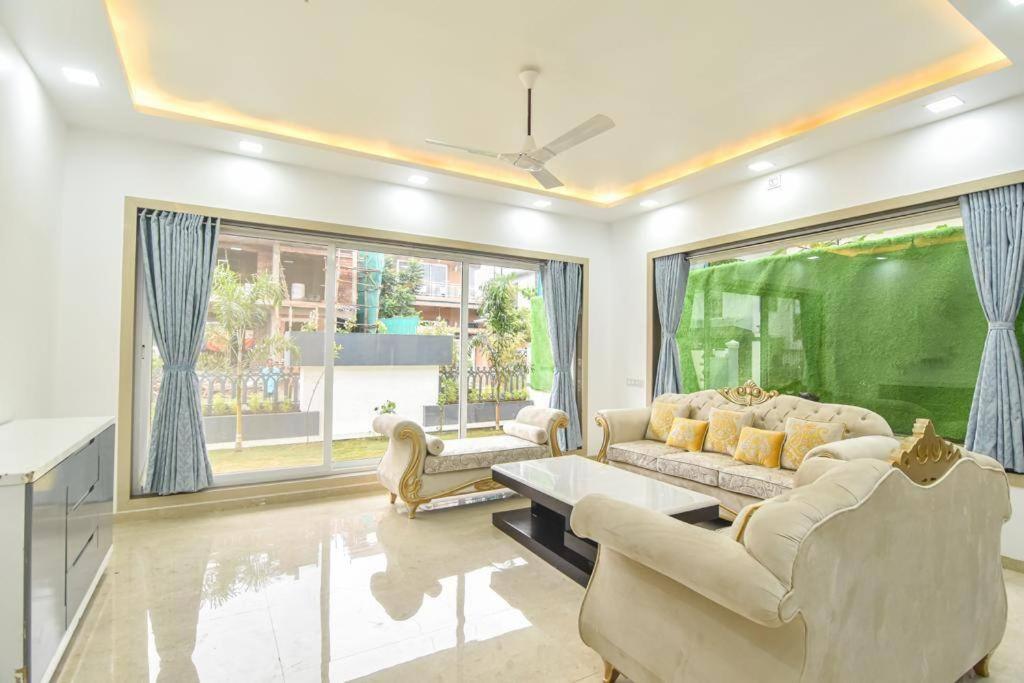 Royal Paradise Villa