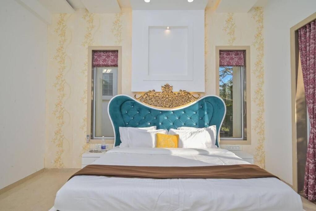 Royal Paradise Villa