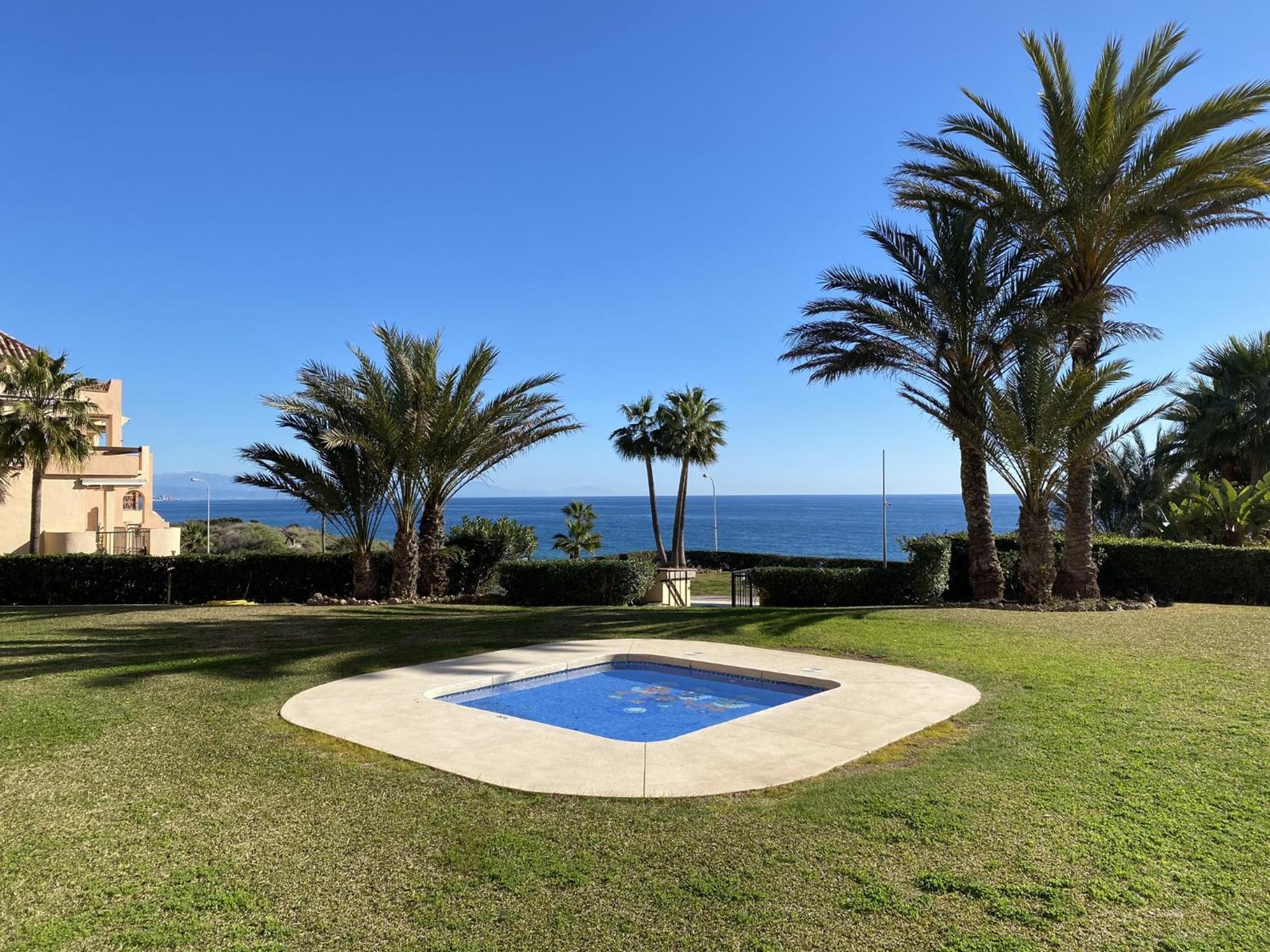 La Joya Seafront by Alfresco Stays