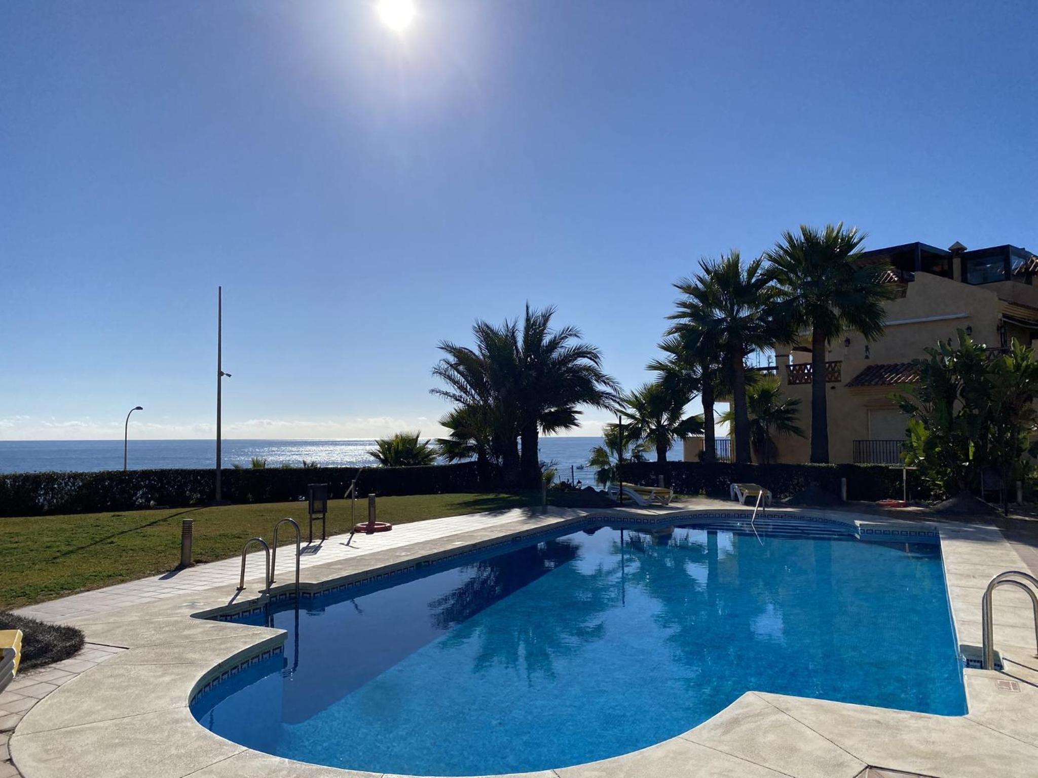 La Joya Seafront by Alfresco Stays