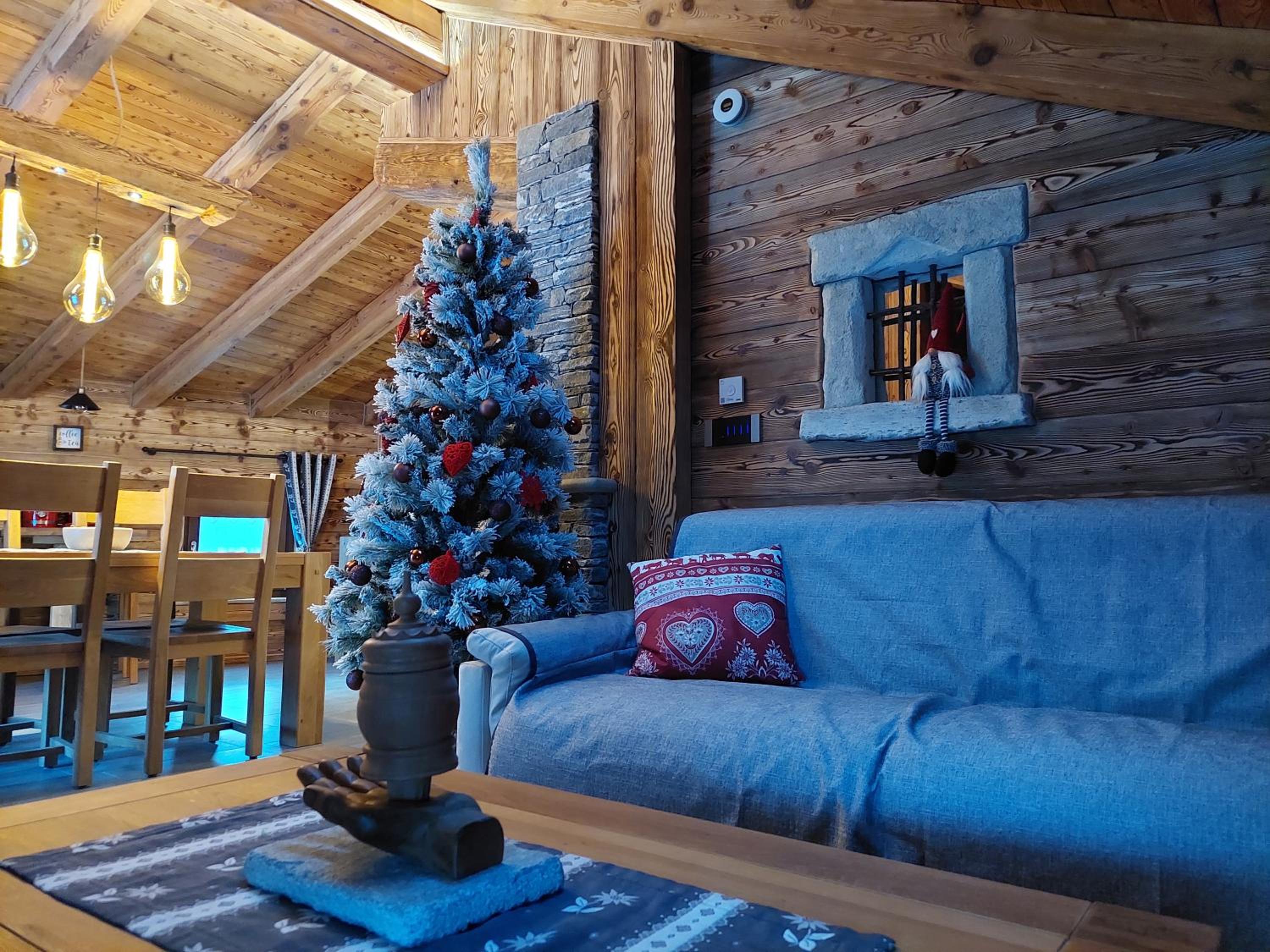 Les Tours - Property Image 10