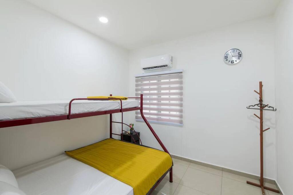 DonDonDonny House 3Br Near Jonker@Heritage(9pax) view 3