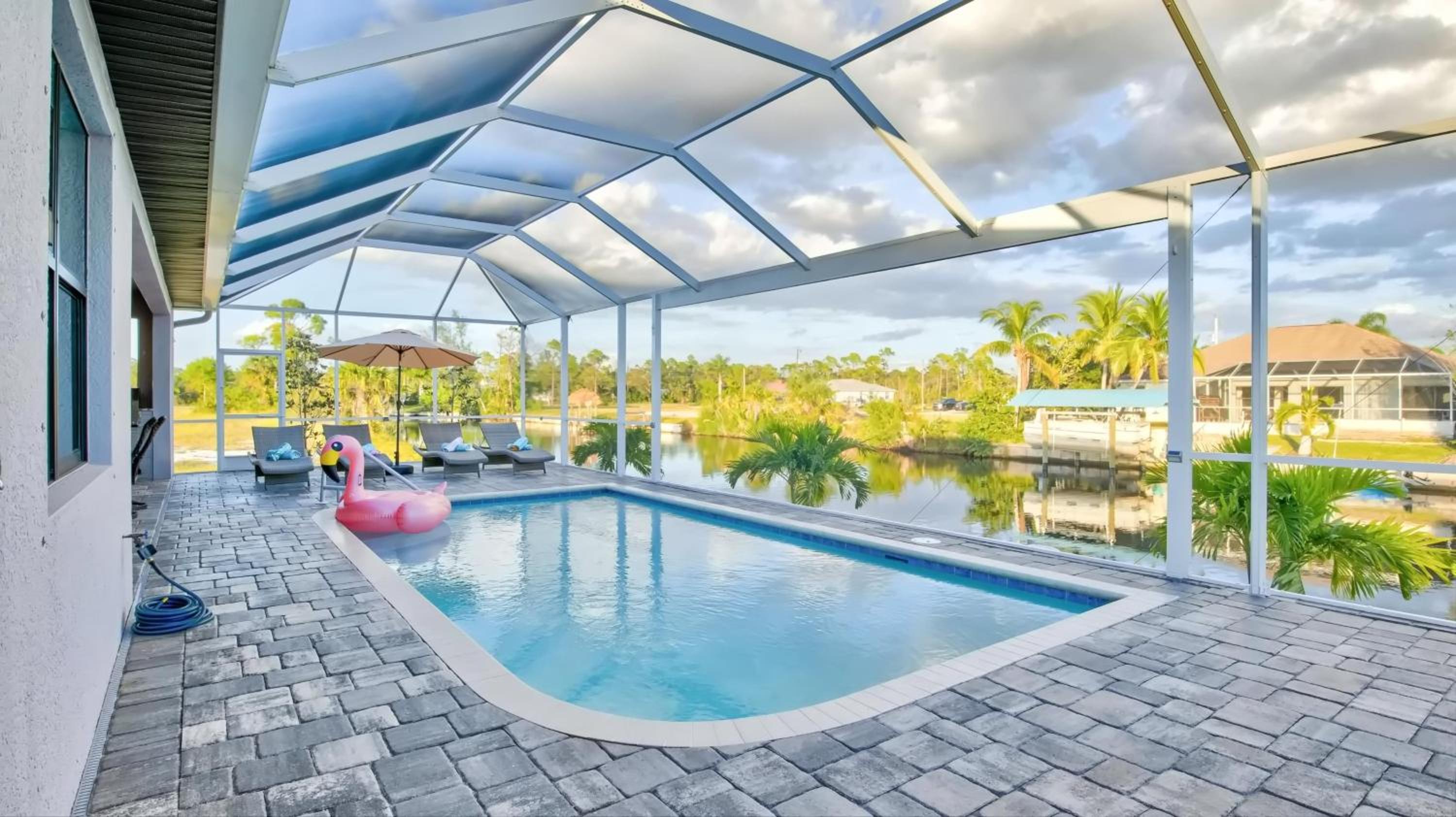 Upscale And Comfortable! Enjoy Views From The Pool view 5