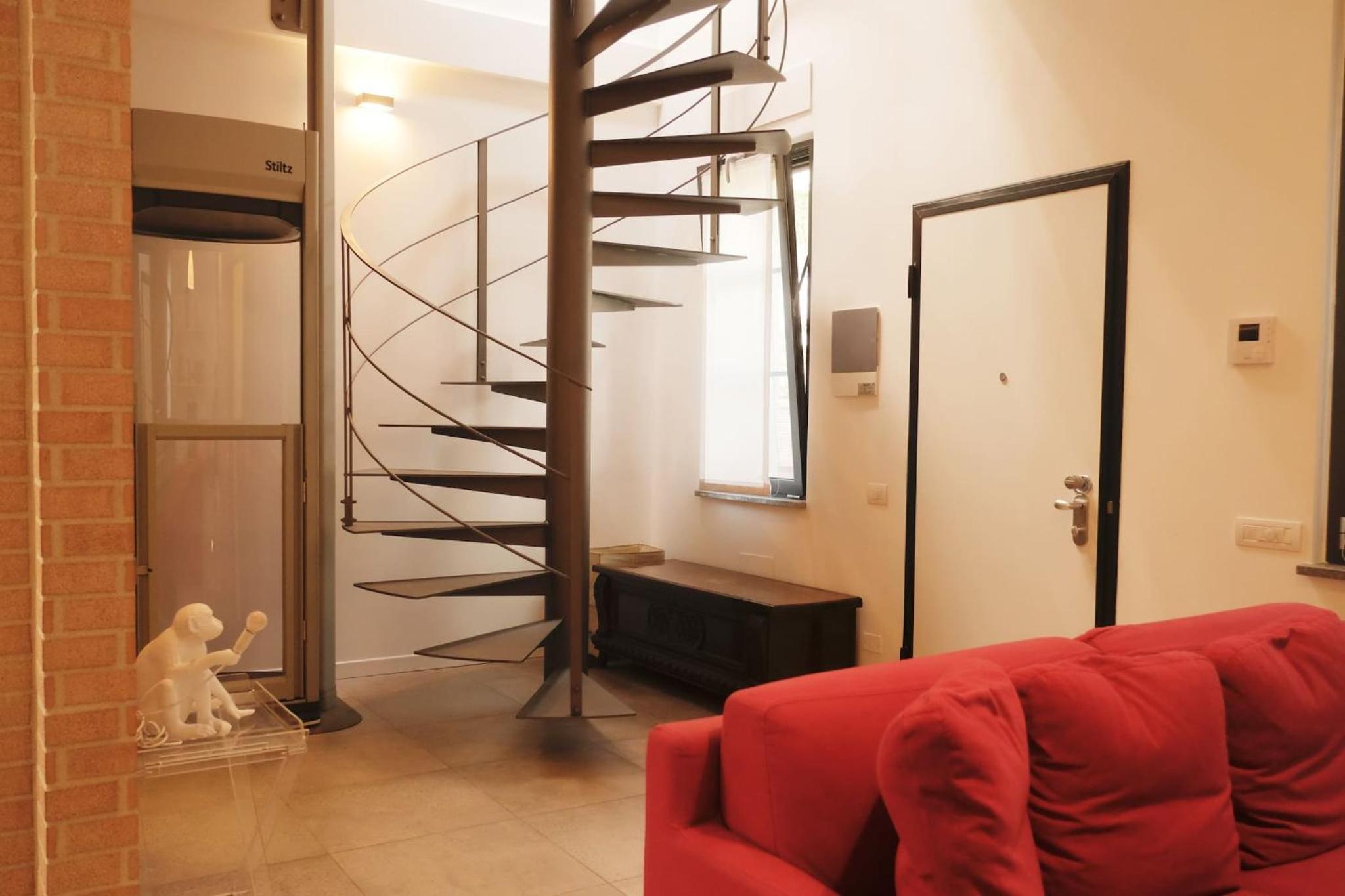 Modern Split-level loft with garden near Fondazione Prada