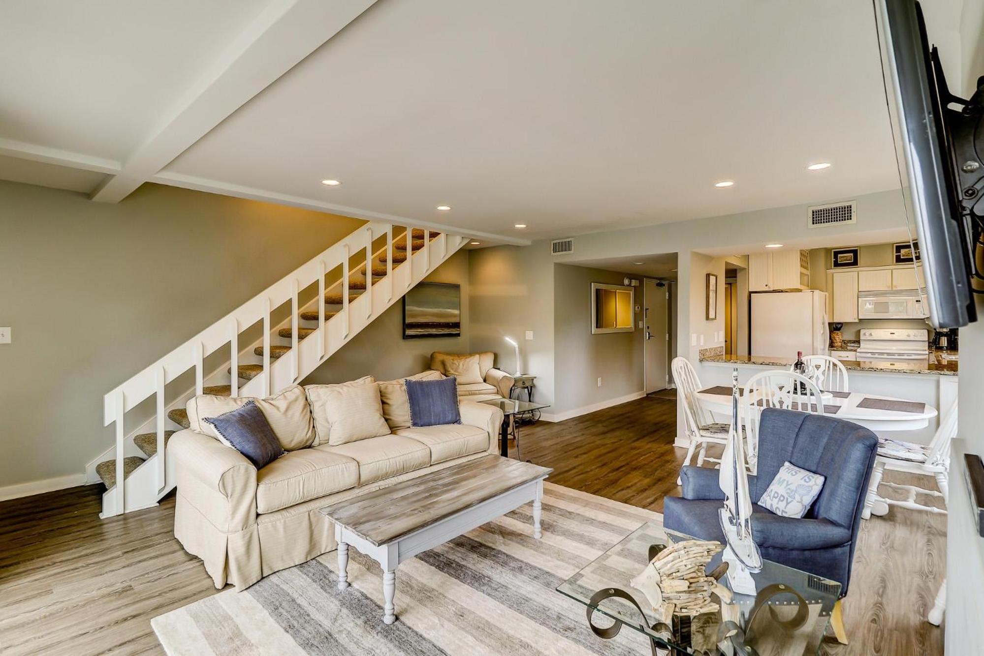 SG8C: 8C Seagrove Villa view 4