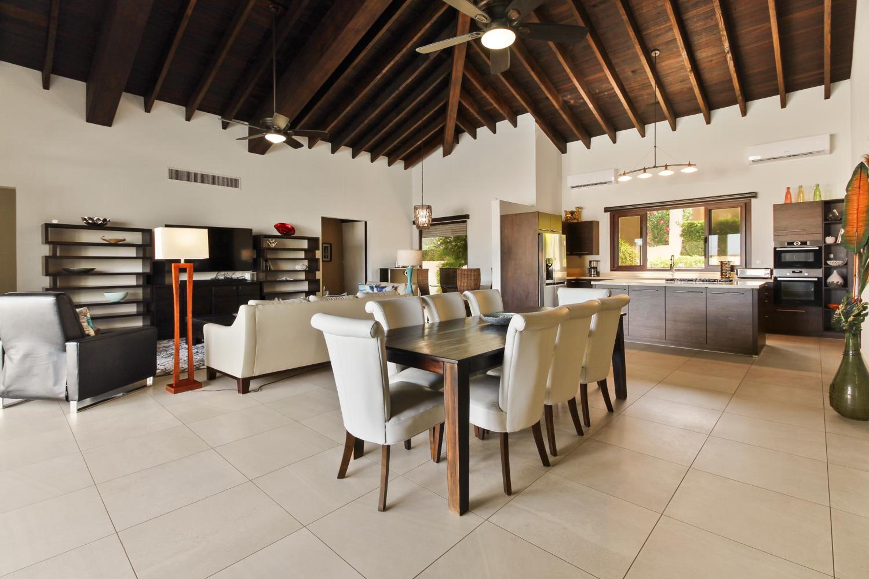 Arashi Palm Villa