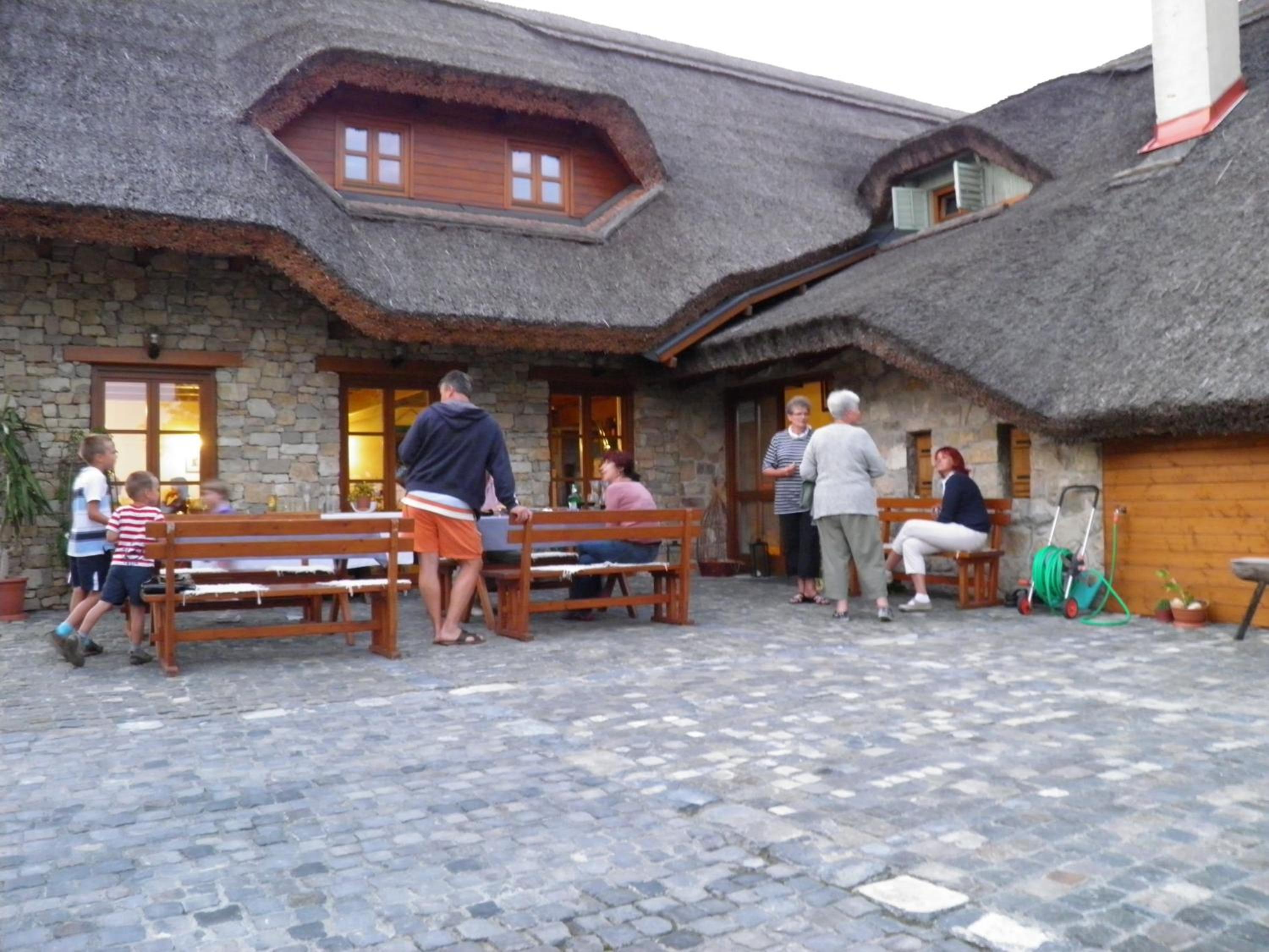Photo 15