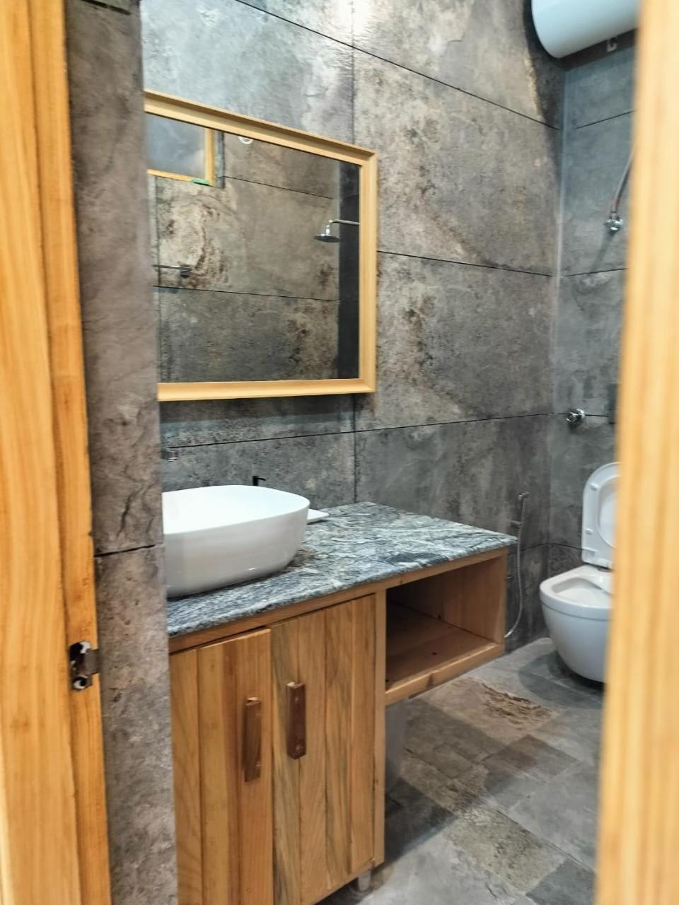 Photo 21