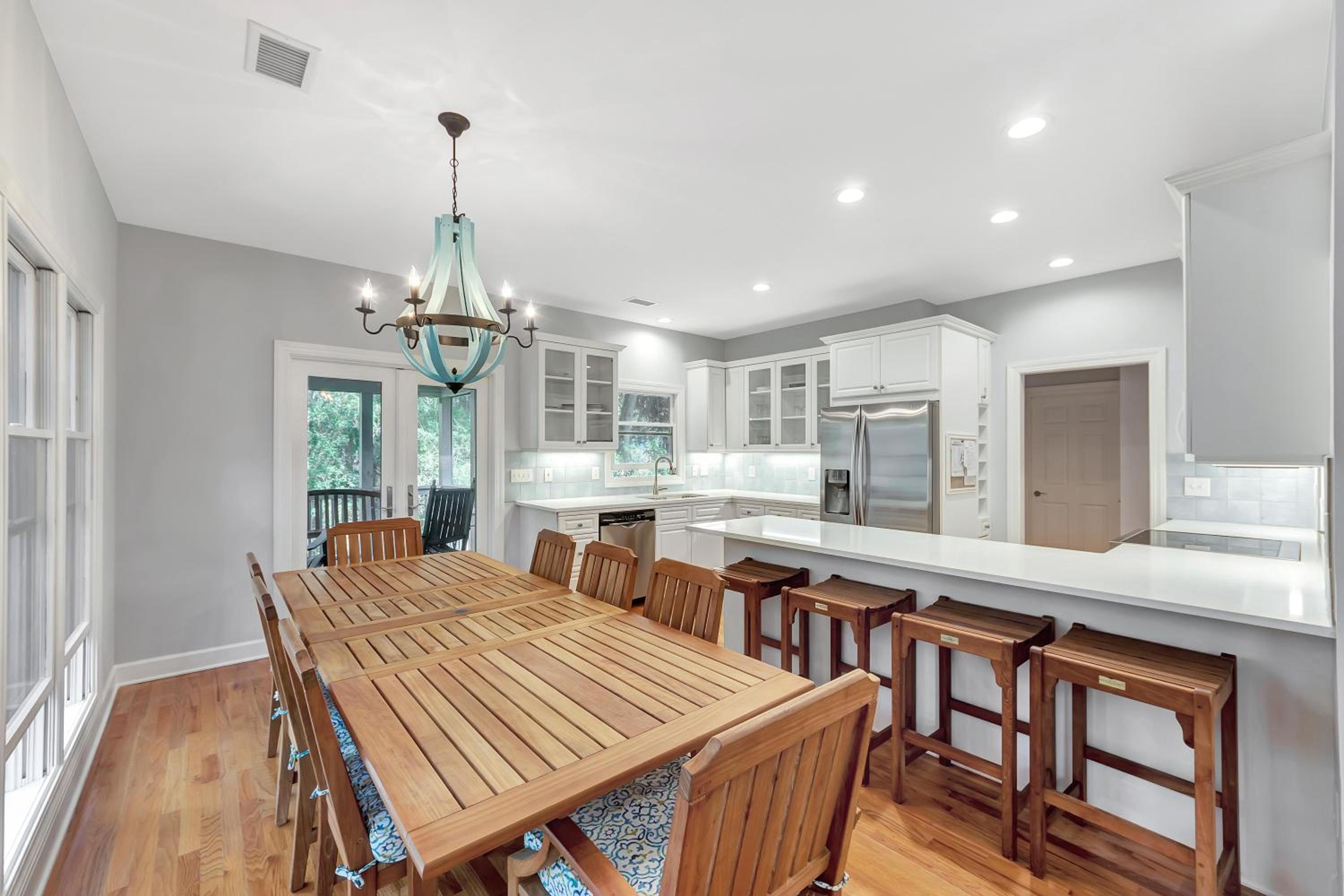 SI2638: 2638 Seabrook Island Road view 3