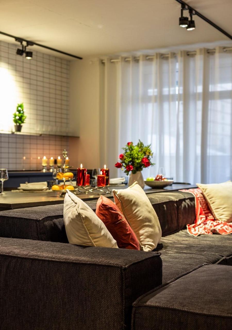 Stylish 1 bedroom studio near Most City view 2