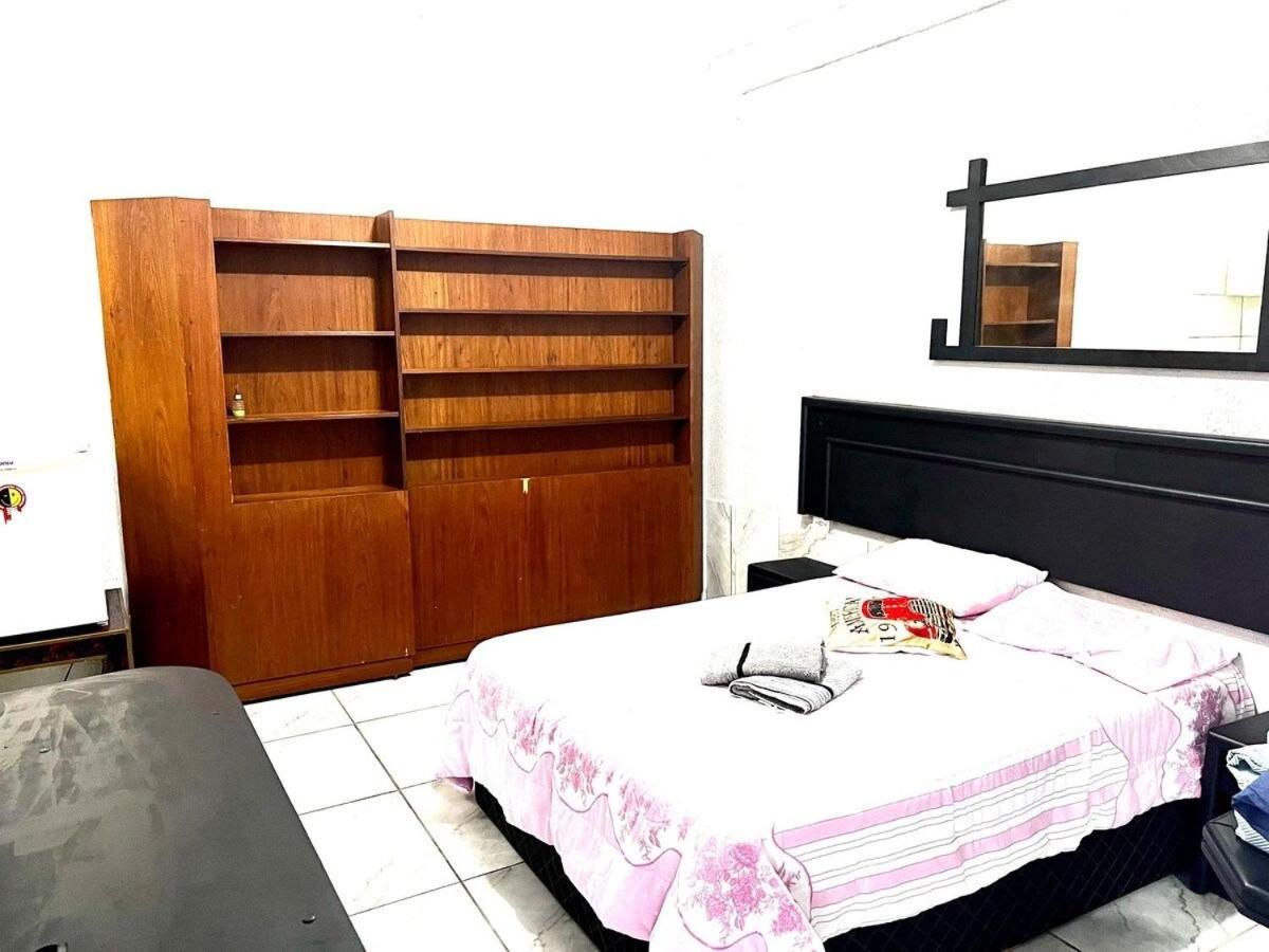 Studio acolhedor em região central de Foz
