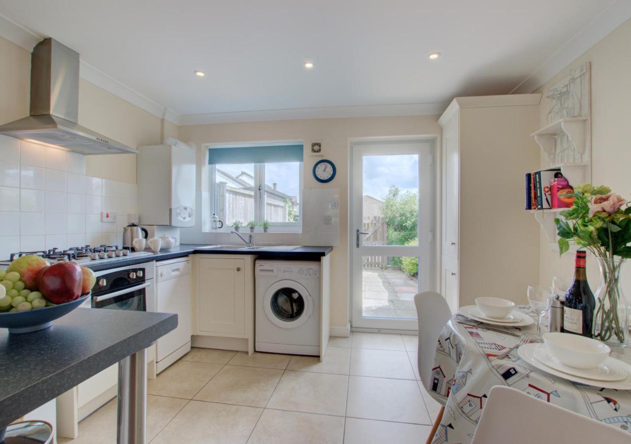2 Bed in Padstow oc-p00254