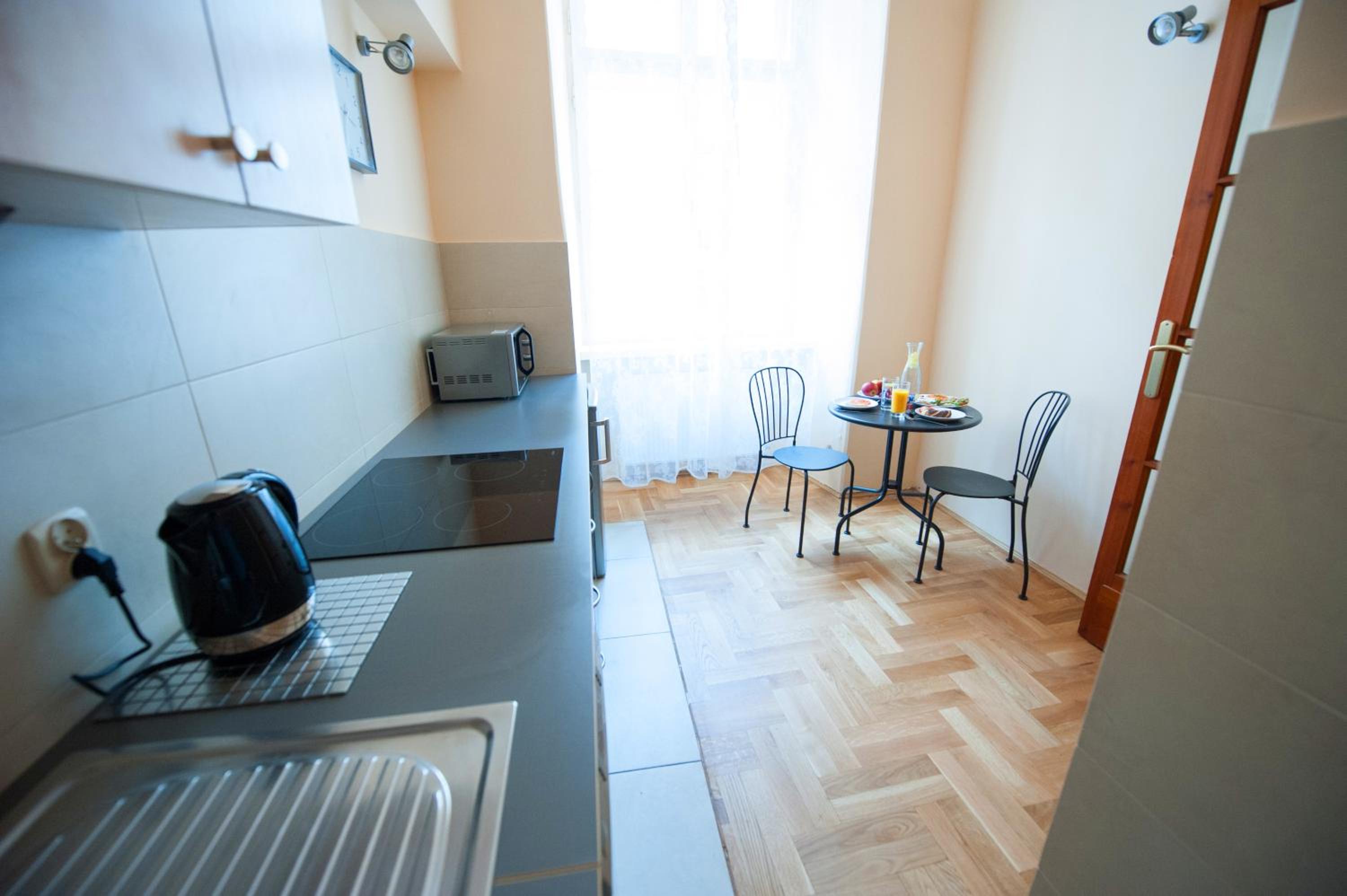 Apartments Roman
