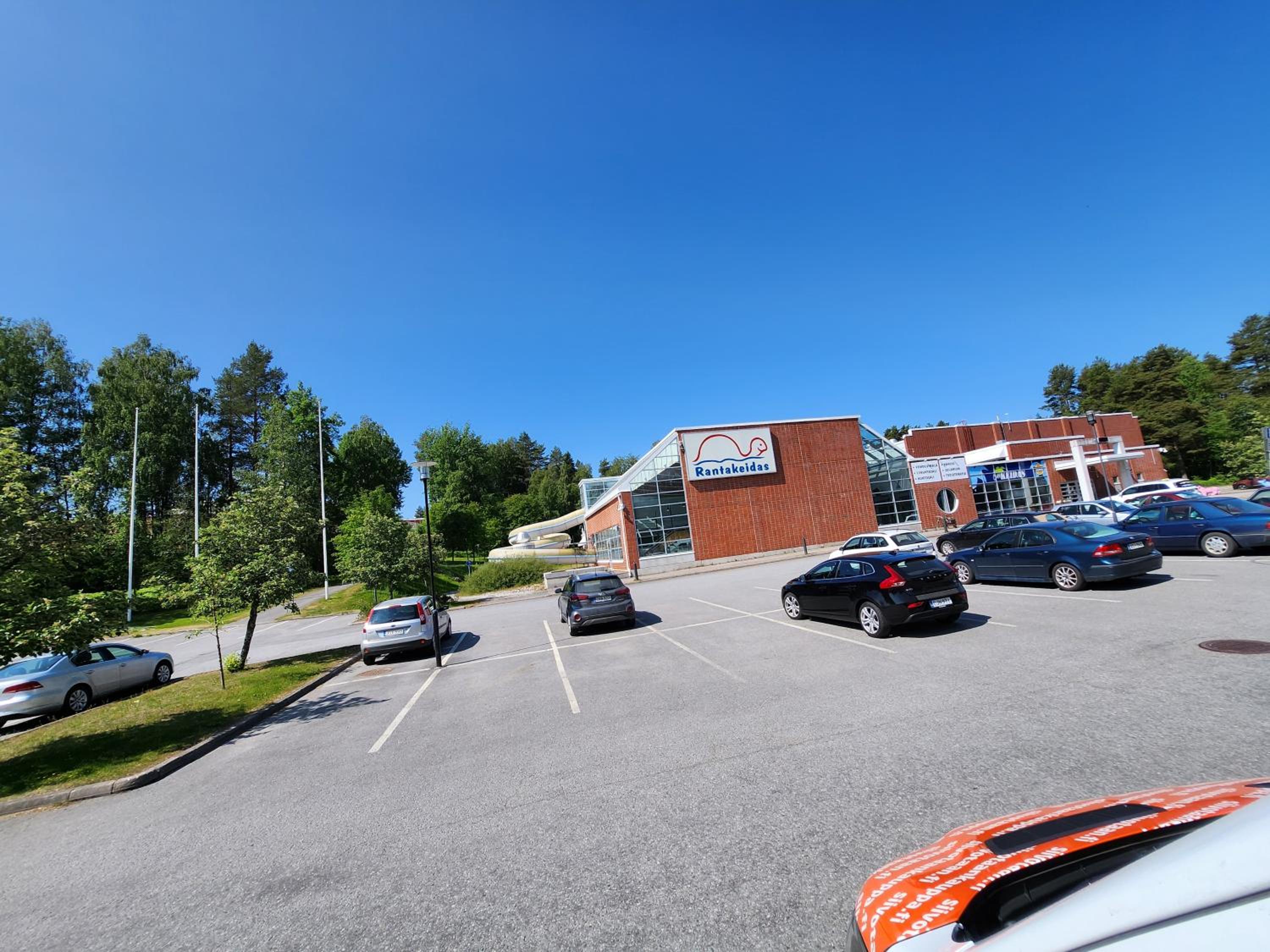 Valoisa huoneisto jossa erinomaiset vuoteet.