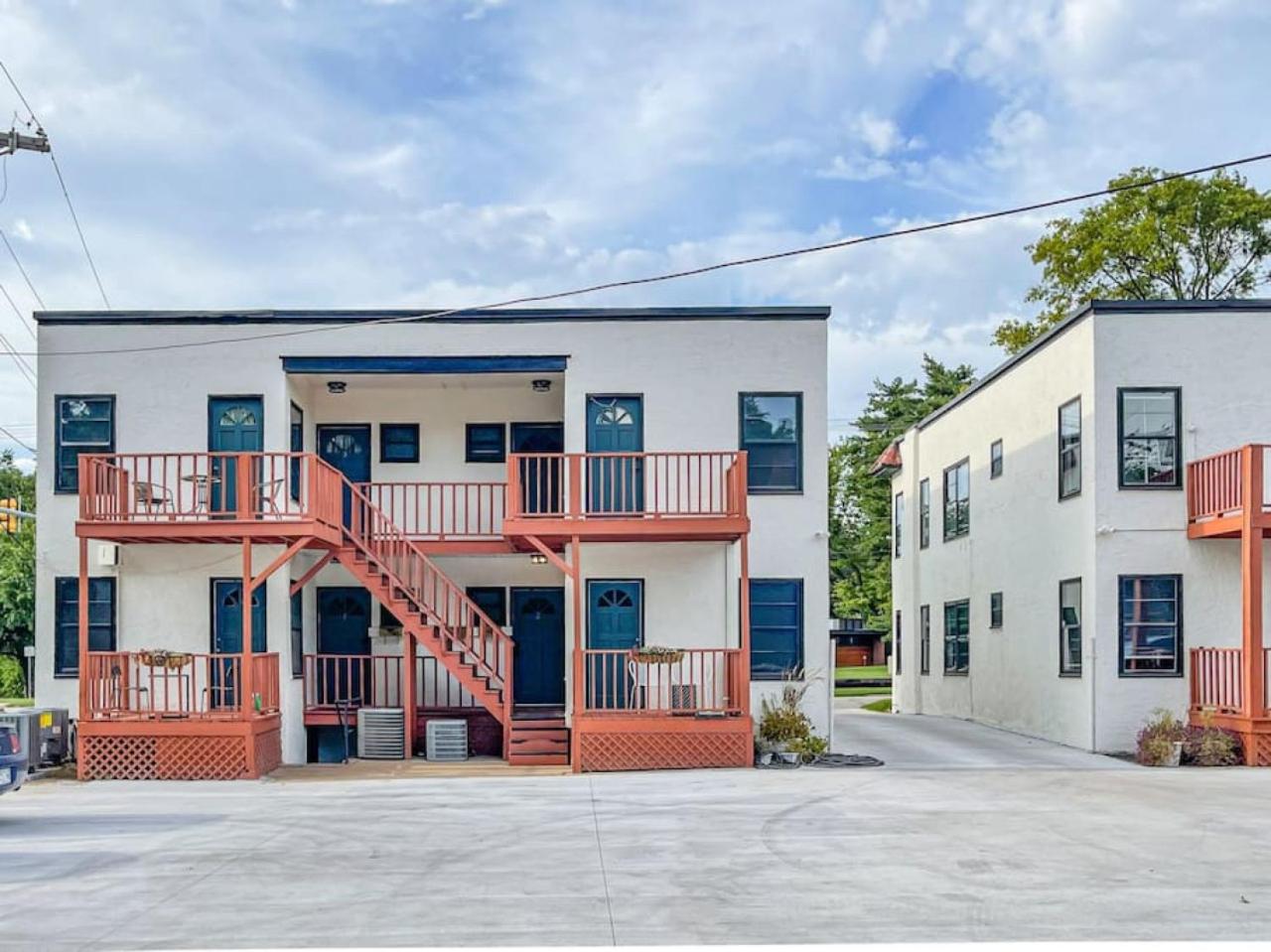 Wyndams Foresight Quaint Abode Near Everything view 4