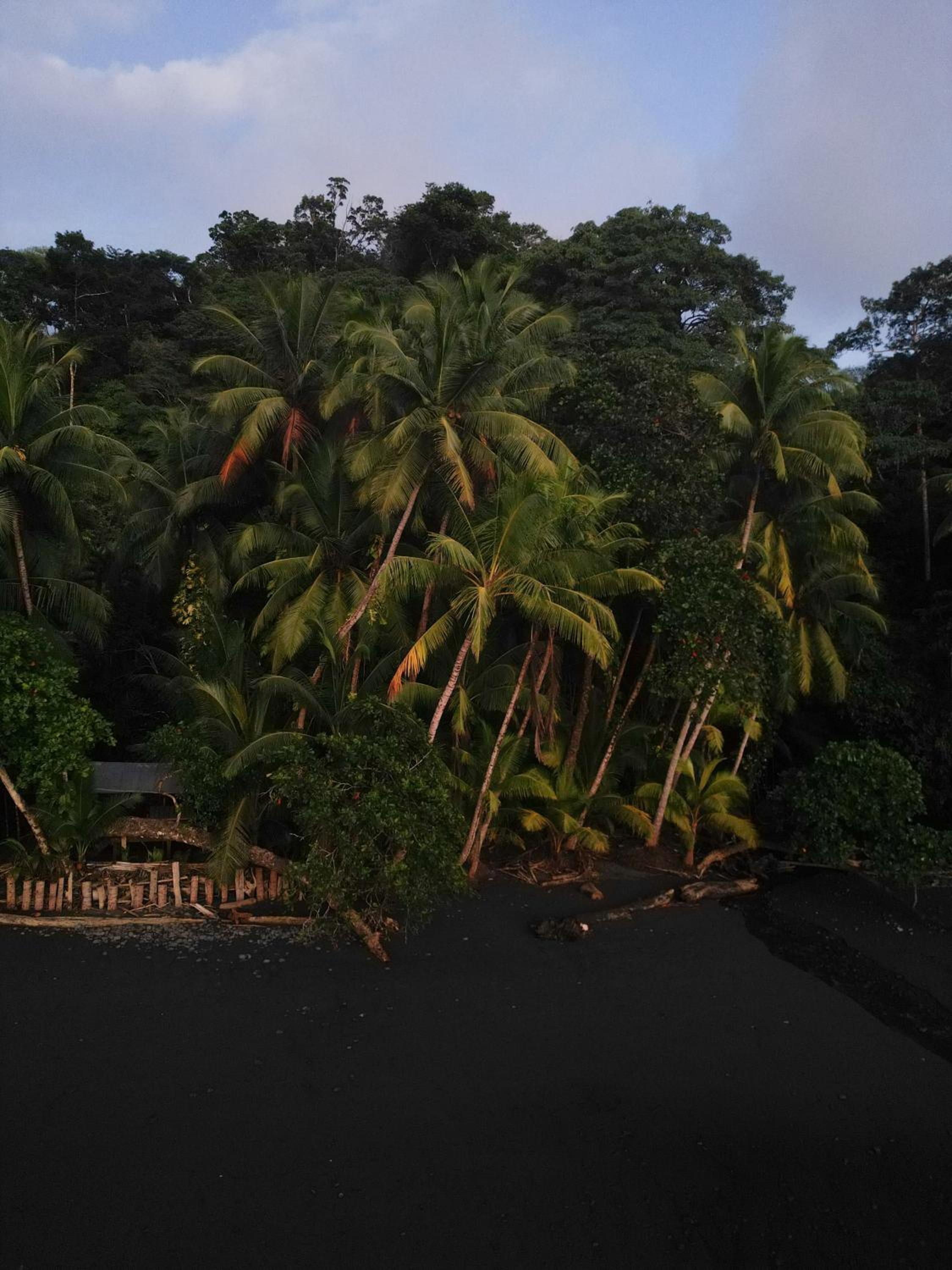 Kanoa Lodge - Adults and 18 plus only