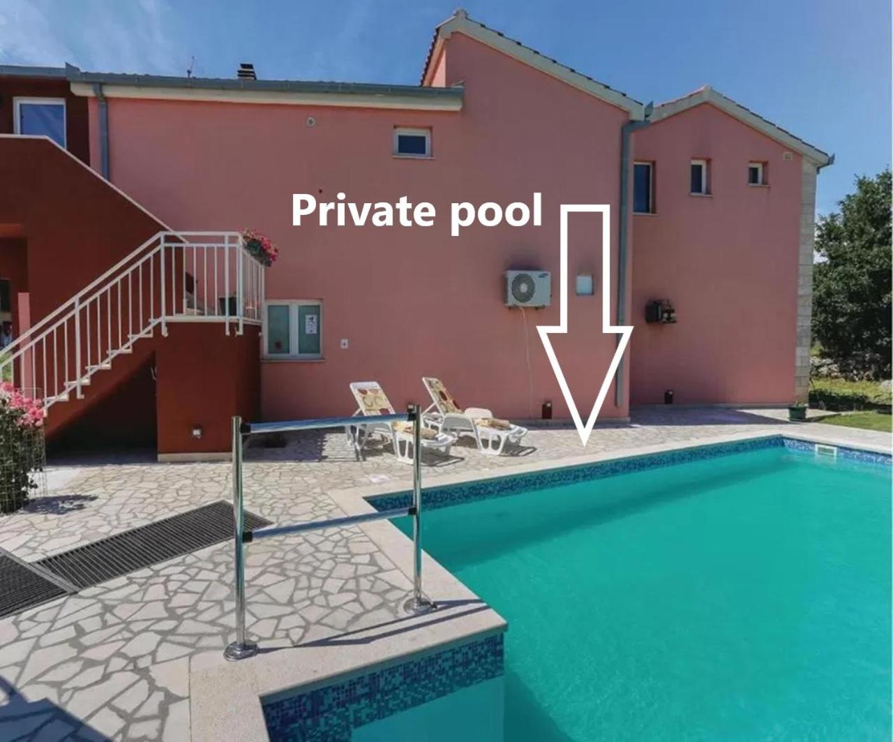 Poolside Paradise
