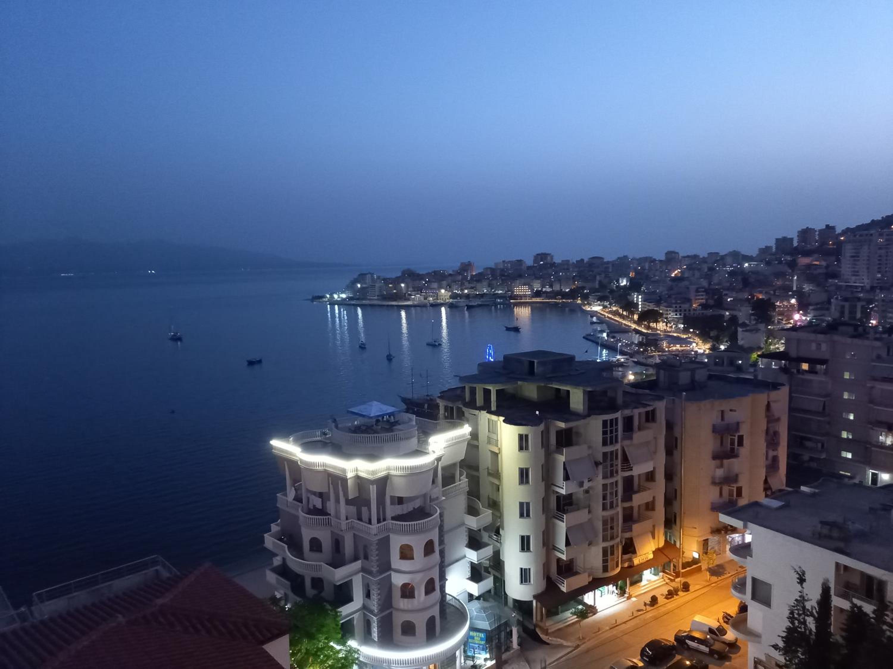 Bay View Apartment