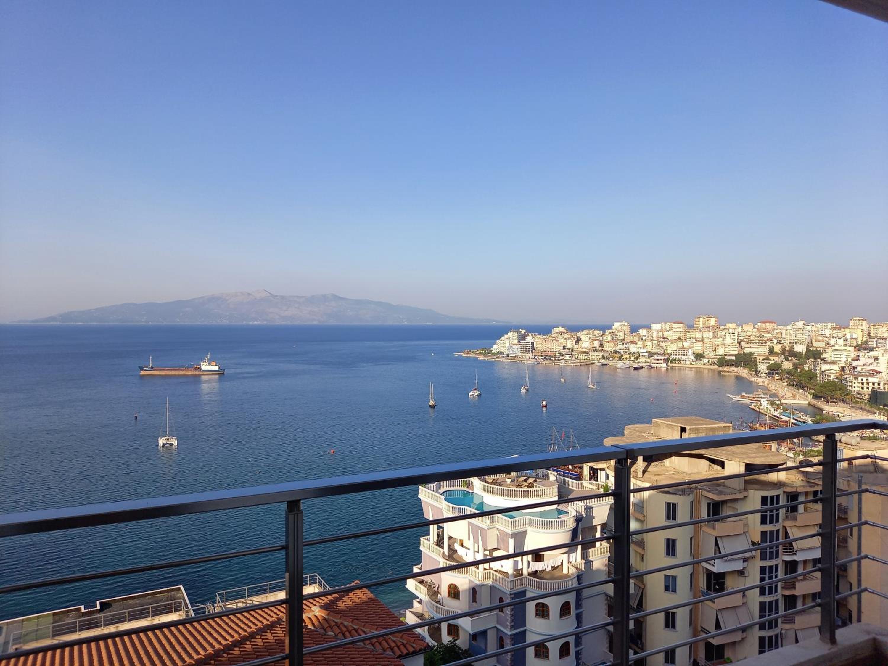 Bay View Apartment