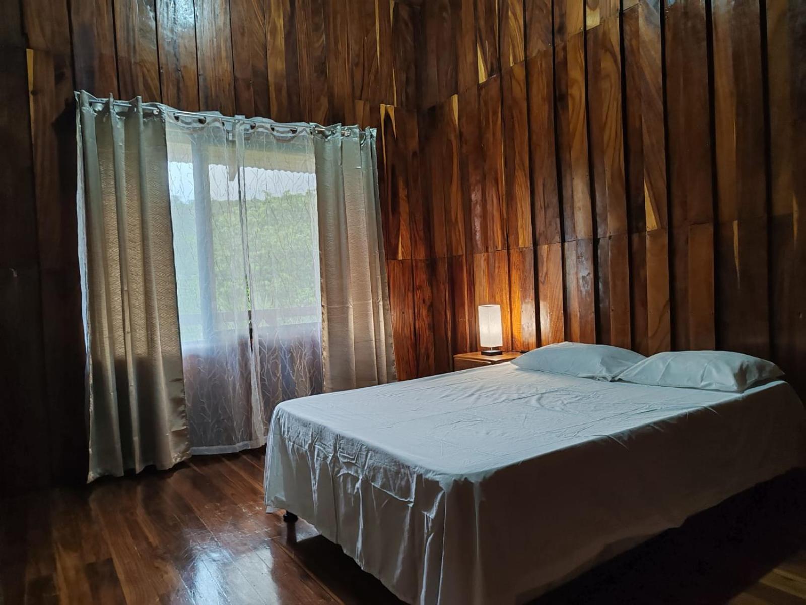 My Country House Paradise, Rio Celeste!