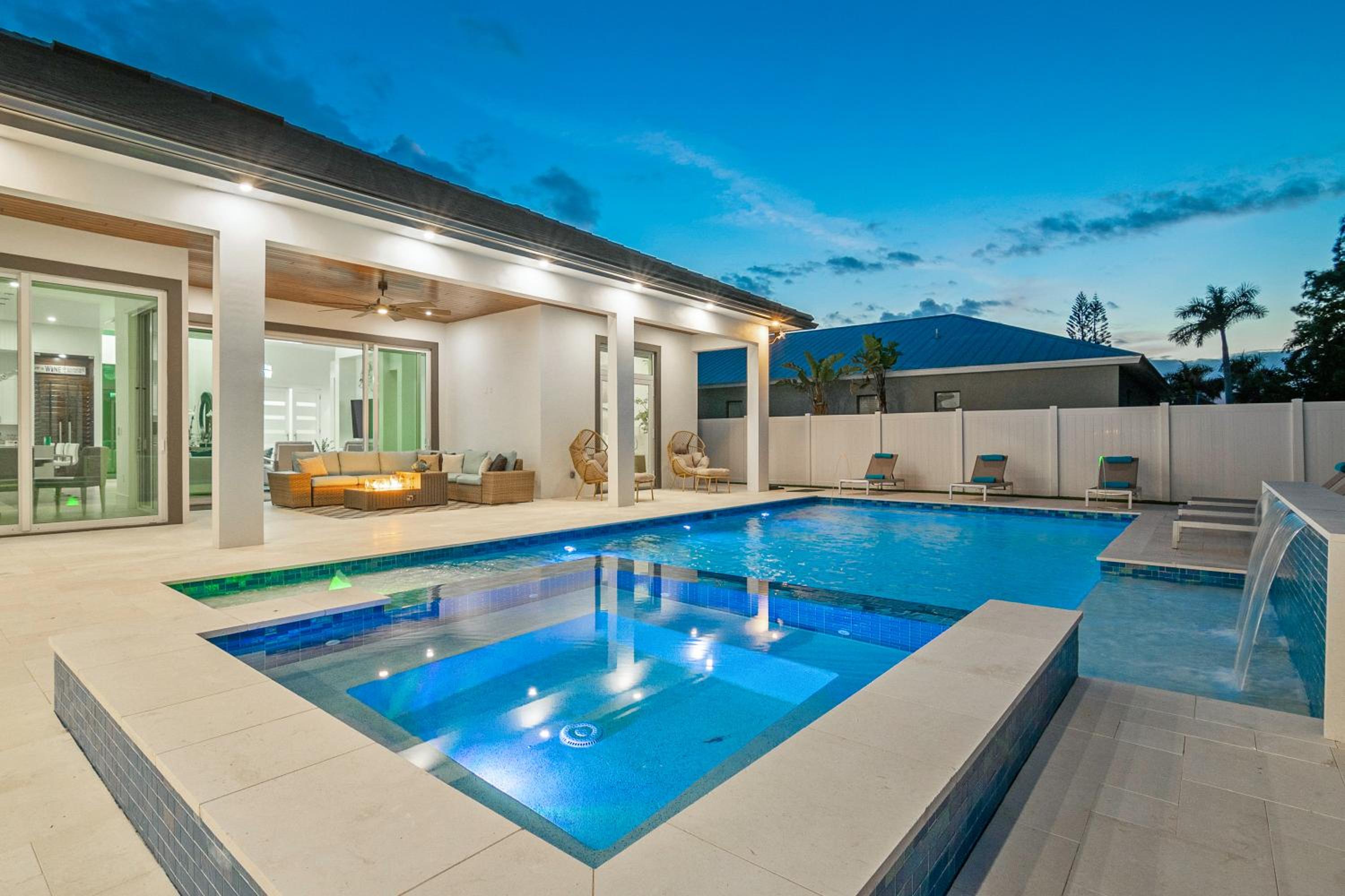 Blue Diamond Beach Home