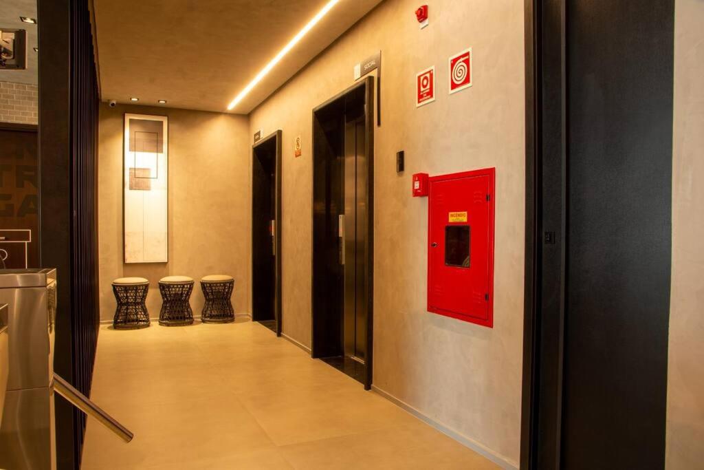 Apartamento novo e completo há 500m da praia Ponta Verde!