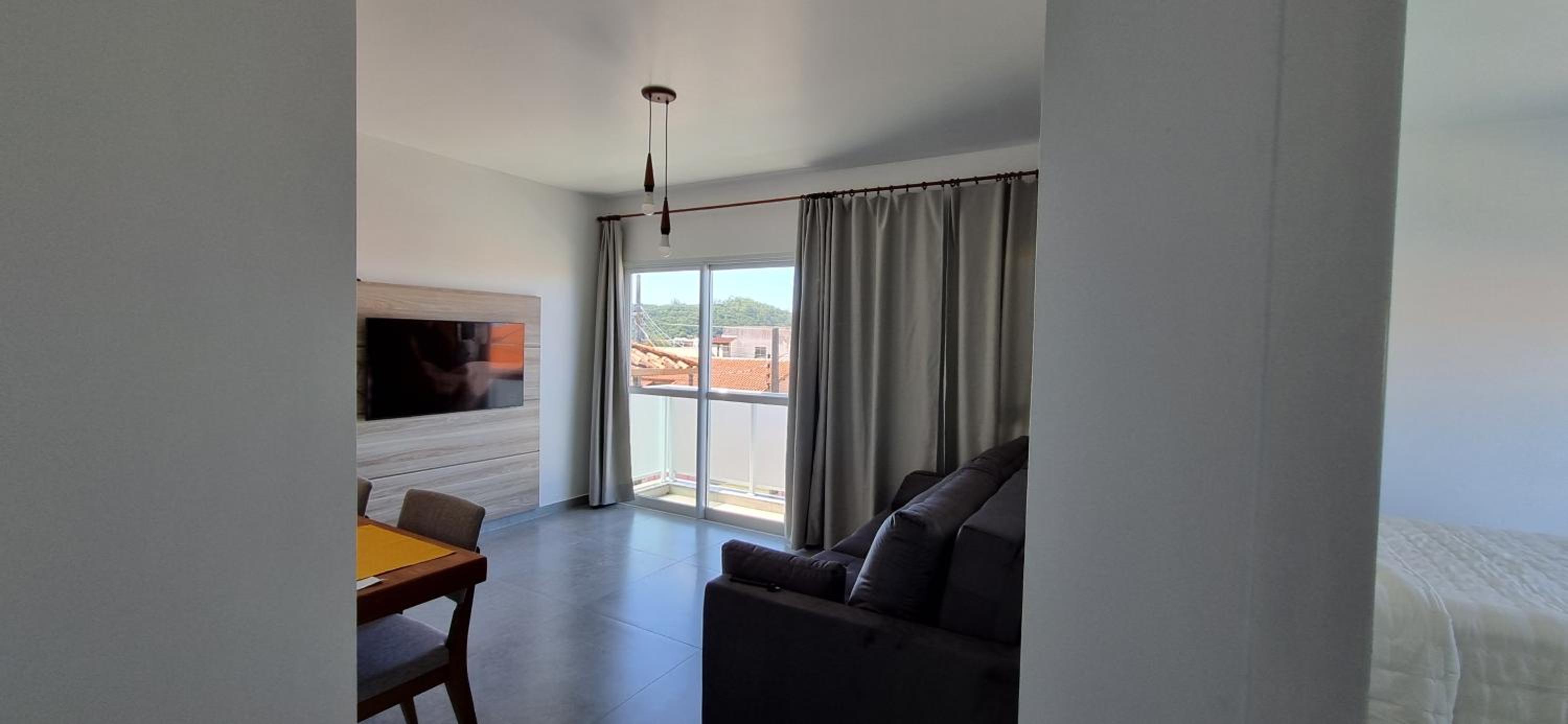 Belo apartamento nos Ingleses